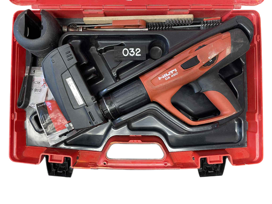 032. Nastřelovací pistole HILTI DX 460